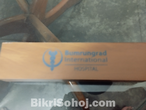 Bamrungrad Hospital(Thailand) Special Edition Pen